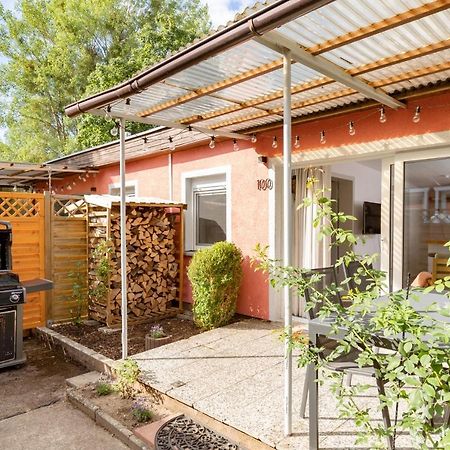 Gemutliches Tinyhouse Bungalow Mit Kamin & Sauna Am See Joachimsthal Exteriör bild