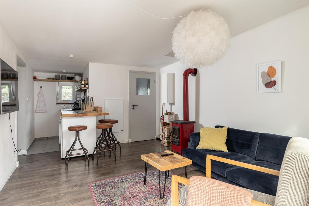 Gemutliches Tinyhouse Bungalow Mit Kamin & Sauna Am See Joachimsthal Exteriör bild